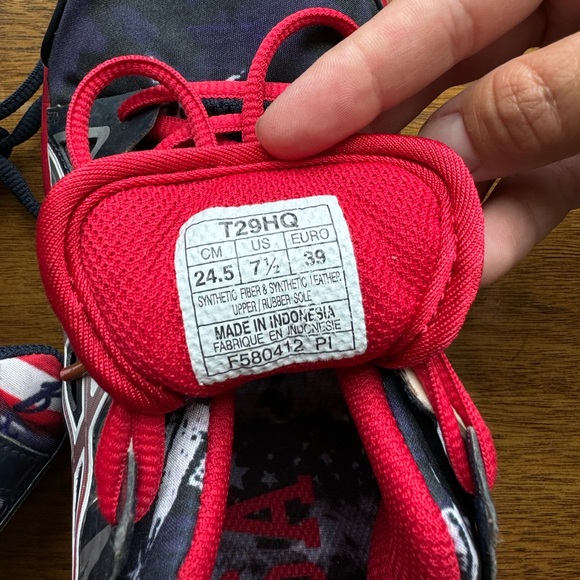 ASICS Gel Blur 33 2.0 - USA Flag Collection Women’s 7.5 - Picture 3 of 7